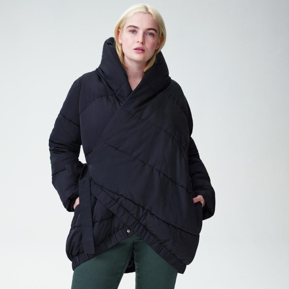 Black Kanda Puffer - Universal Standard Sm (14-16)